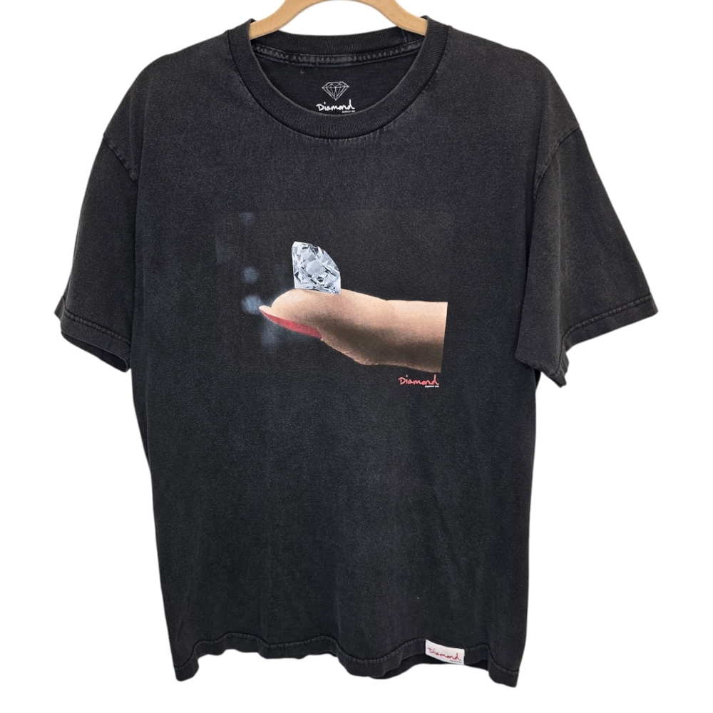 Diamond Supply Co. Mens L Diamond On Fingertip Graphic Black Short Sleeve Tshirt